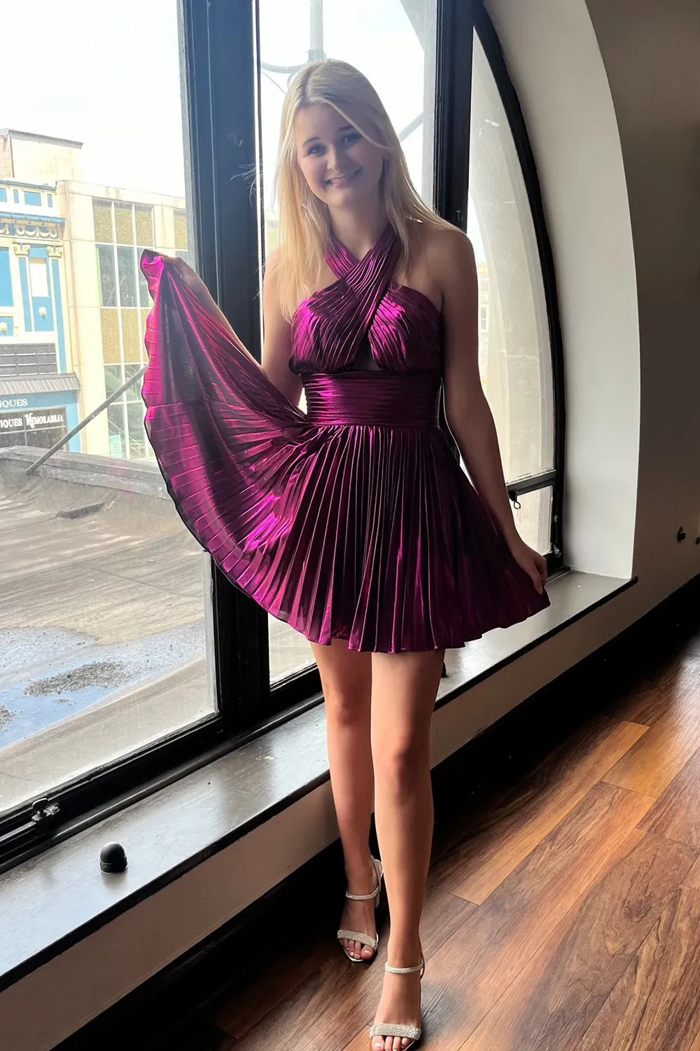 A-Line Halter Keyhole Purple Pleated Short Homecoming Dresses VK082003