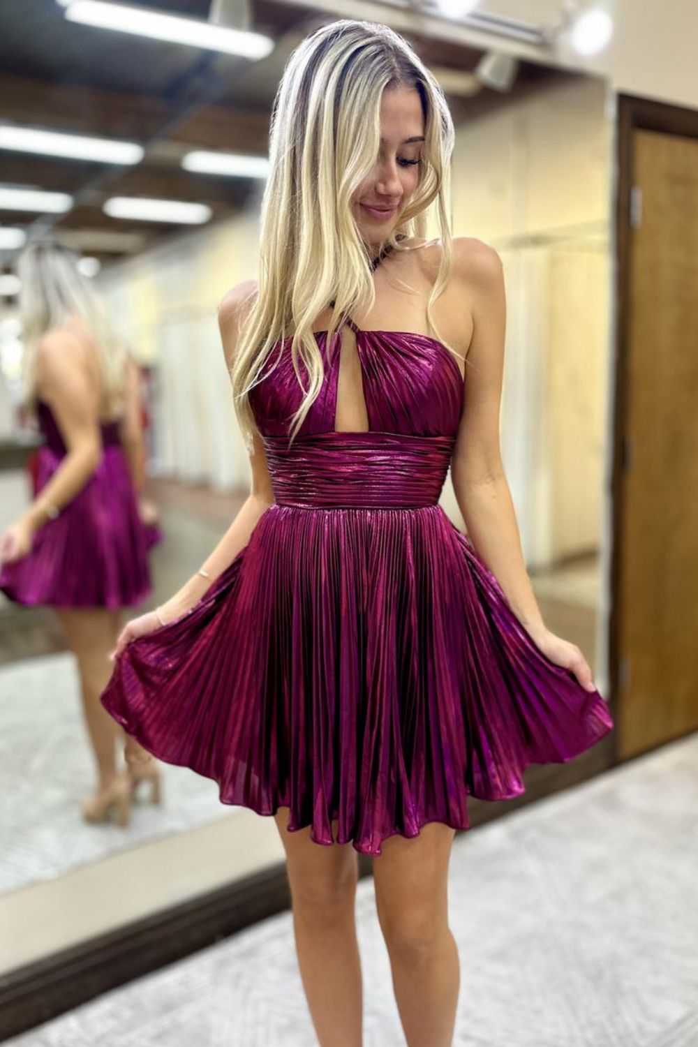 A-Line Spaghetti Straps Fuchsia Pleated Satin Short Homecoming Dresses VK24082804