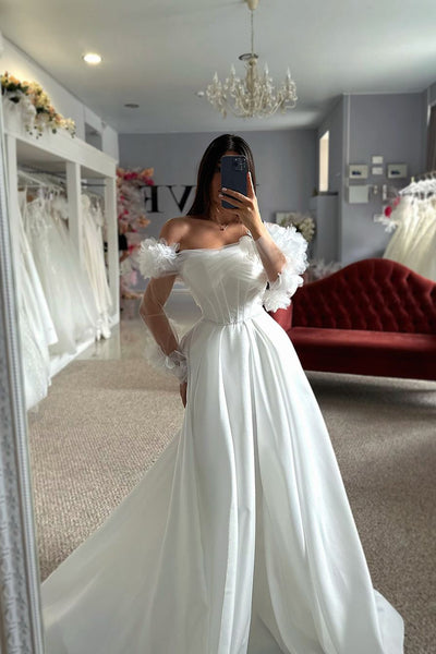 Ball Gown Off the Sholder Long Sleeves Satin Wedding Dresses VK24090902