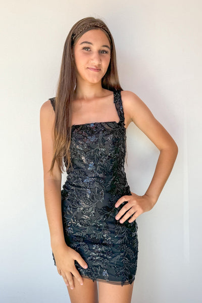 Bodycon Square Neck Black Sequin Lace Tight Short Homecoming Dresses VK24091006