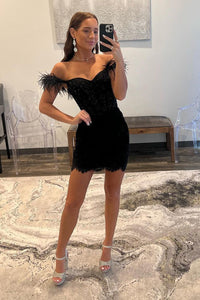 Bodycon Sweetheart Black Lace Short homecoming Dresses with Beading VK23052504