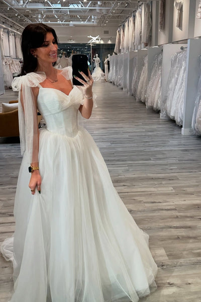 Bow Tie Ivory A-line Tulle Wedding Dress