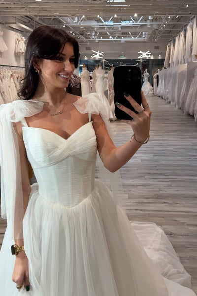 Bow Tie Ivory A-line Tulle Wedding Dress