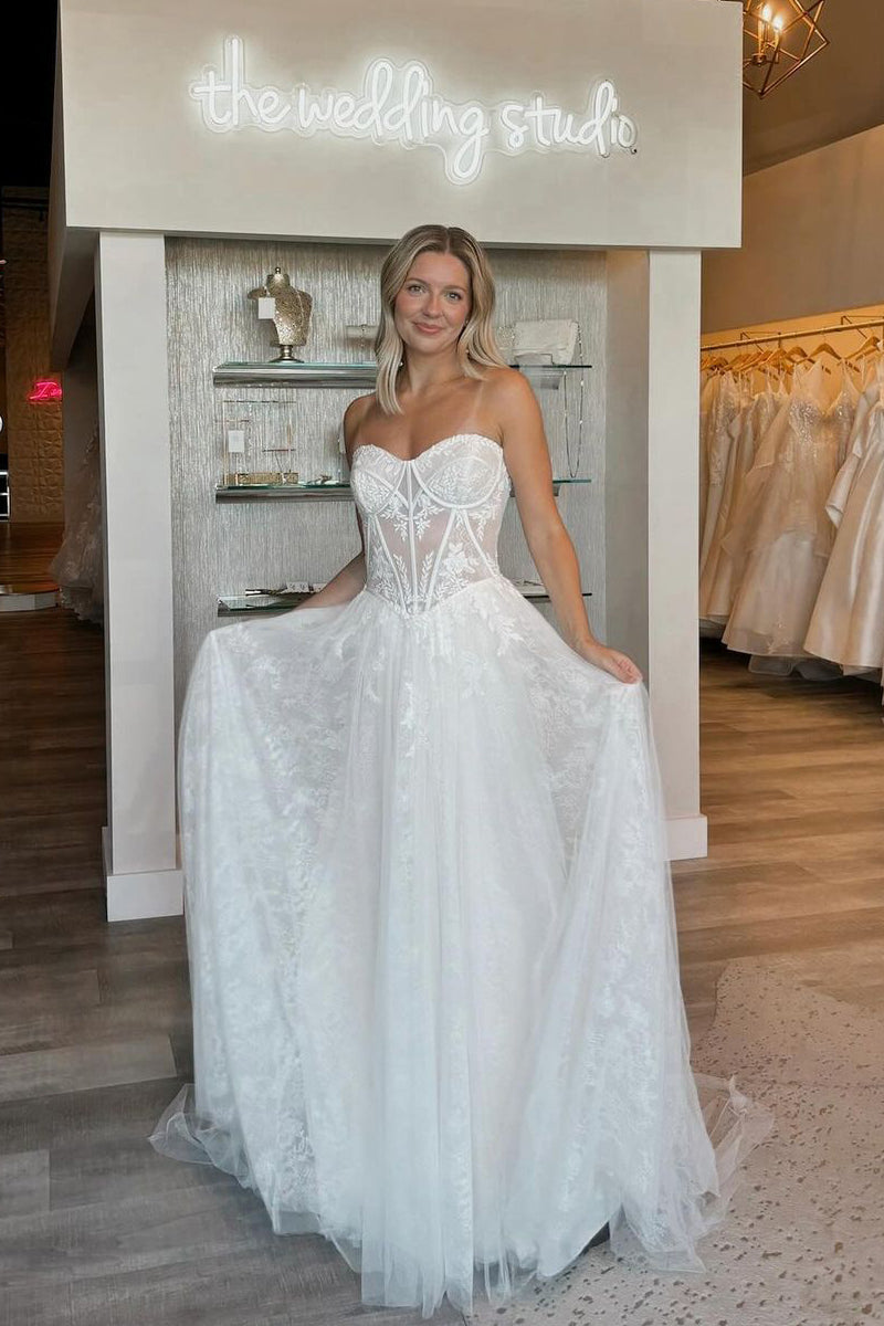 Charming A-Line Strapless Tulle Lace Wedding Dresses VK24051602