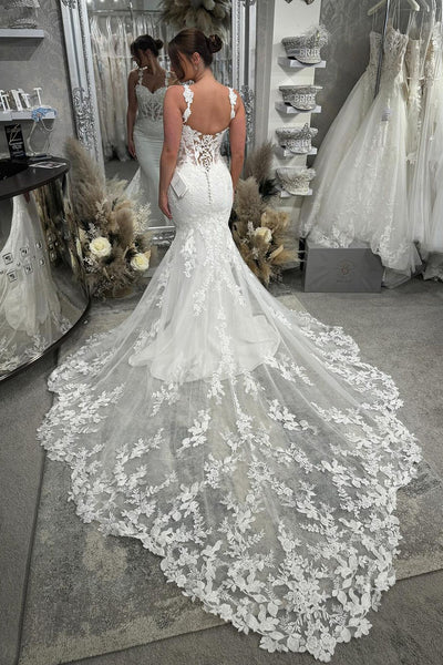 Charming Mermaid V Neck Lace Wedding Dresses with Appliques VK4091307