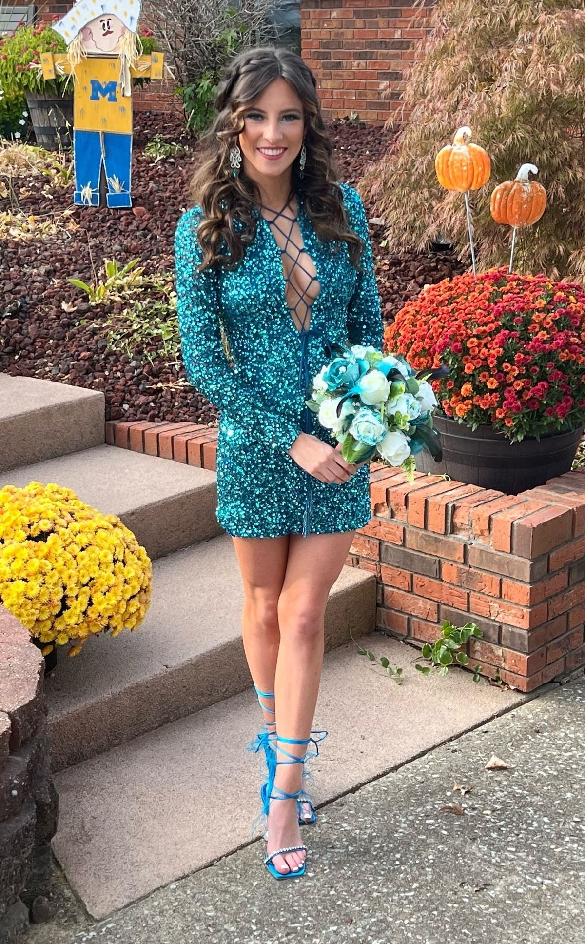 Cute Bodycon V Neck Dark Green Sequins Short Homecoming Dresses with Straps VK24082313-1