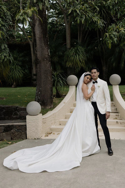 Elegant A-Line Strapless Satin Wedding Dress with Slit VK24052303-3