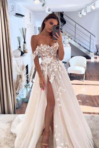 Fashion Ball Gown Off the Shoulder Tulle Wedding Dresses with 3D Appliques VK0731102-2