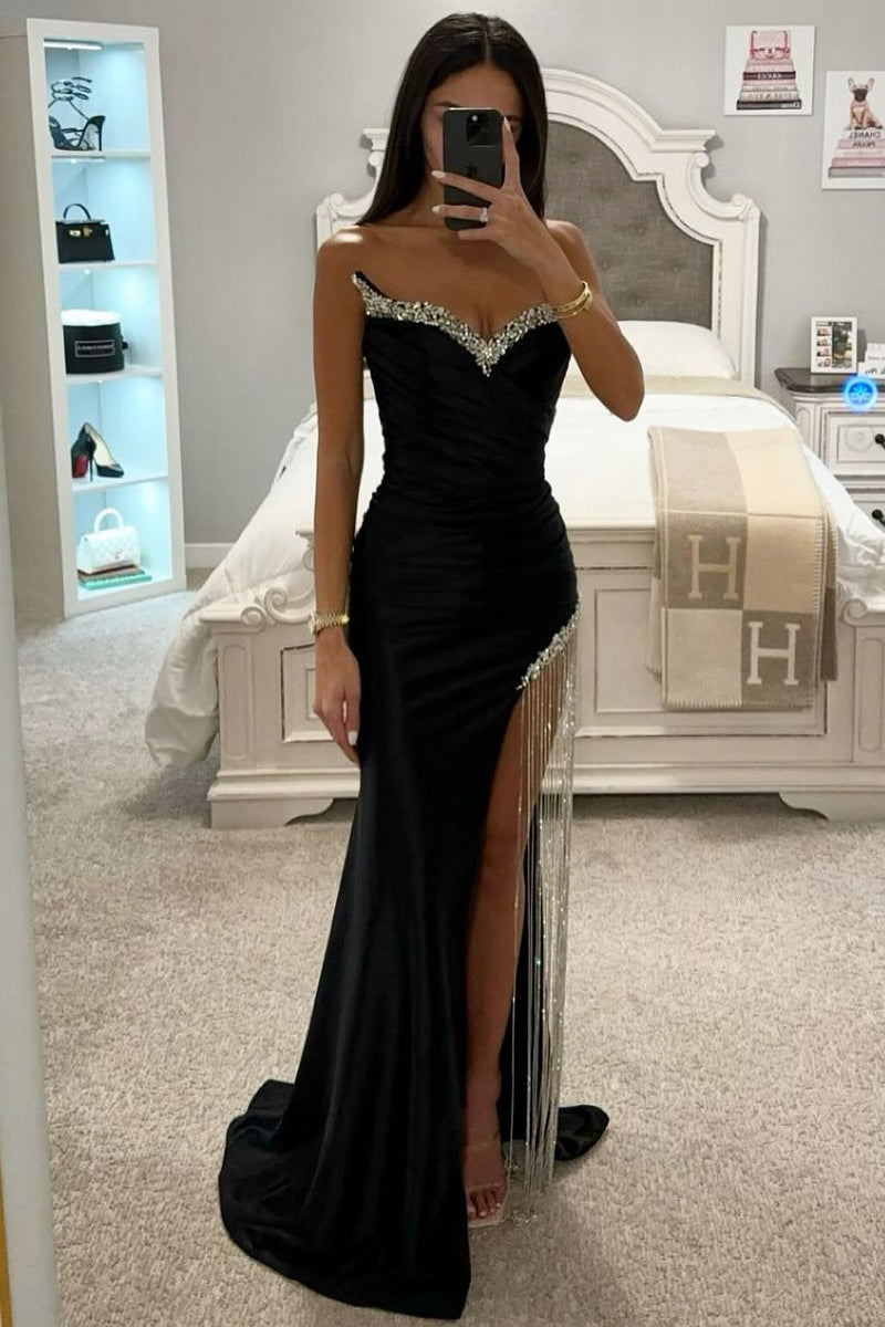 Gorgeous Mermaid Strapless Black Long Prom Dresses with Fringe Slit VK23122904