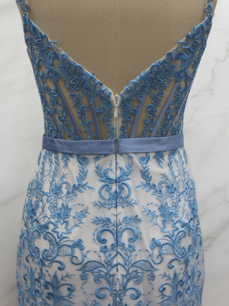 Off-Shoulder Lace Bodycon Homecoming Dress with Bow Waist