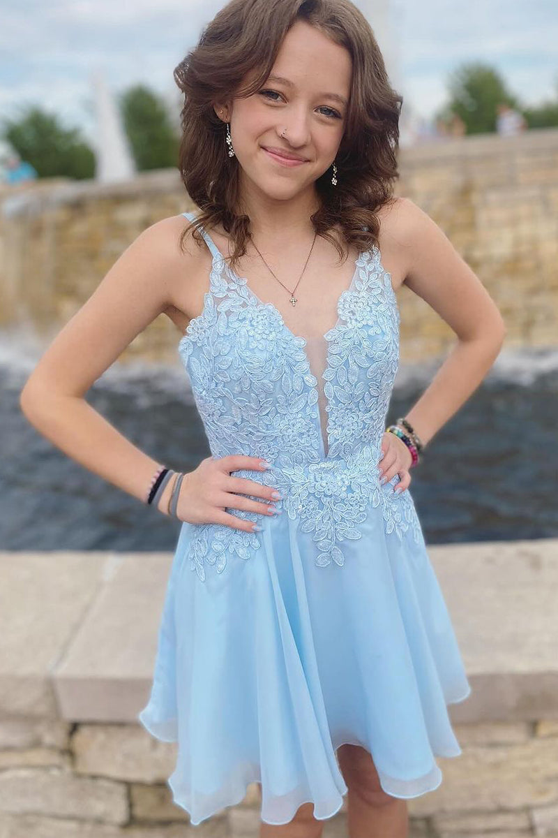 Sky Blue V Neck Tulle Short Homecoming Dresses with Appliques VK23102403