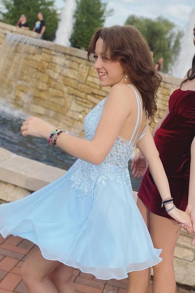 Sky Blue V Neck Tulle Short Homecoming Dresses with Appliques VK23102403