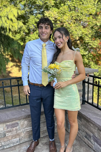 Spaghetti Straps Yellow Twist Short Dress with Keyhole