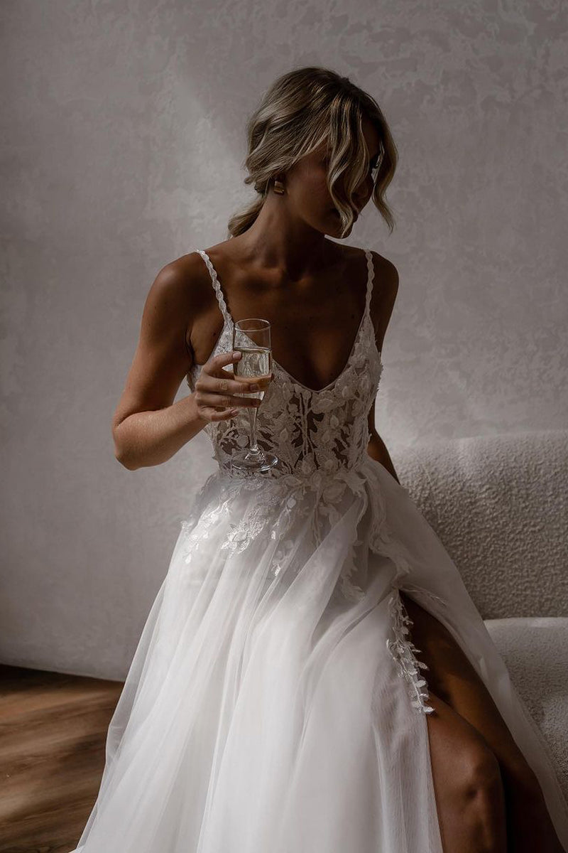 Stunning A-Line V Neck Tulle Boho Wedding Dresses with Slit VK23081009 – Vickidress