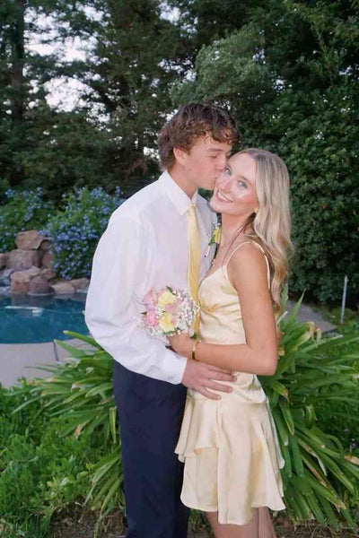 V-neck Yellow Ruffle Tiered A-line Short Dress