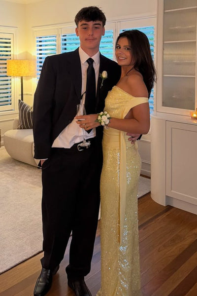 Yellow Off-Shoulder Sheath Back Bow Sequins Long Prom Dress