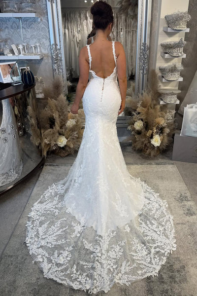 Mermaid V Neck Lace Satin Wedding Dress with Appliques VK5111209