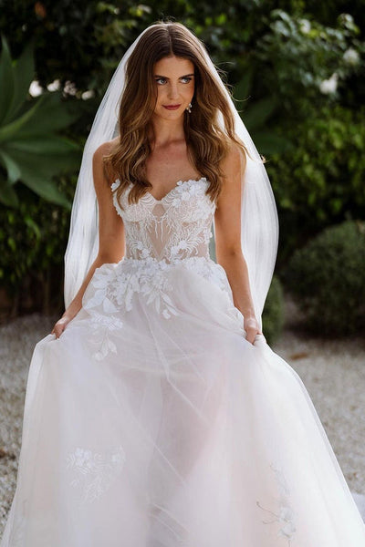 Charming A Line Sweetheart Tulle Wedding Dresses with Appliques VK23062001
