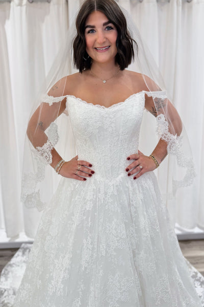 A-Line Off the Shoulder White Tulle Lace Wedding Dresses VK26103003