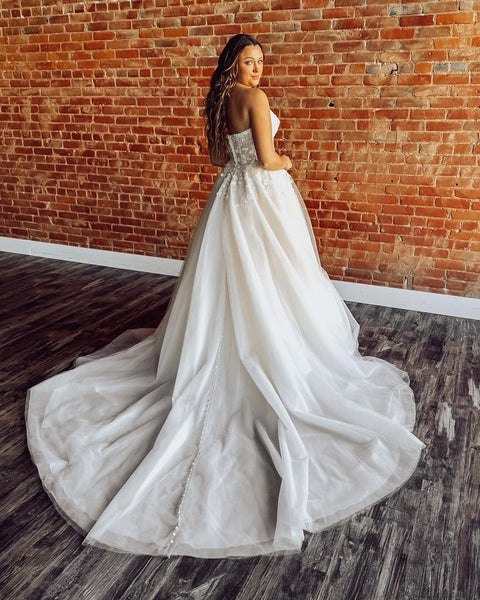 Sweetheart Tulle Appliqued Wedding Gowns for Women A Line Boho Wedding Dress