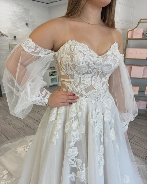 Long Sleeves Beach Bride Wedding Gowns A Line Lace Appliquedd Wedding Dress