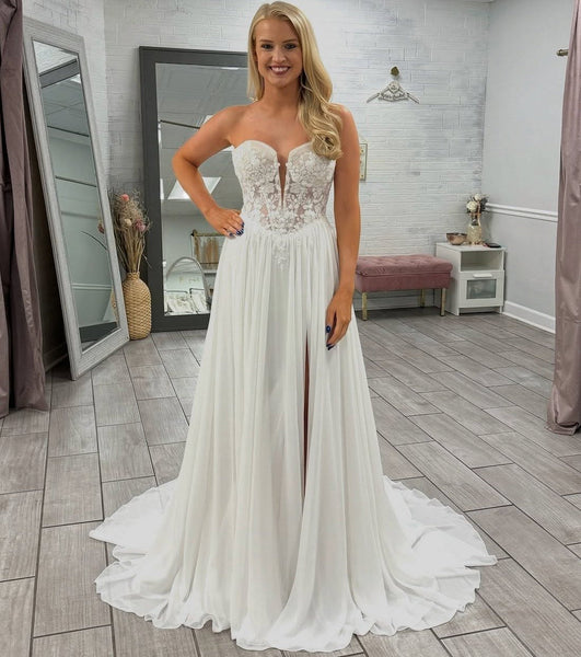 Strapless A Line Beach Wedding Dresses Tulle Lace Flower Bride Wedding Gown
