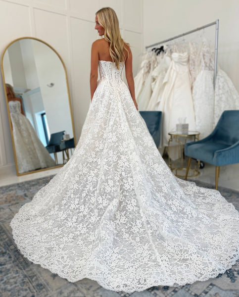 A Line Sweetheart Lace Bohemian Wedding Dresses for Bride with Train VK25101402