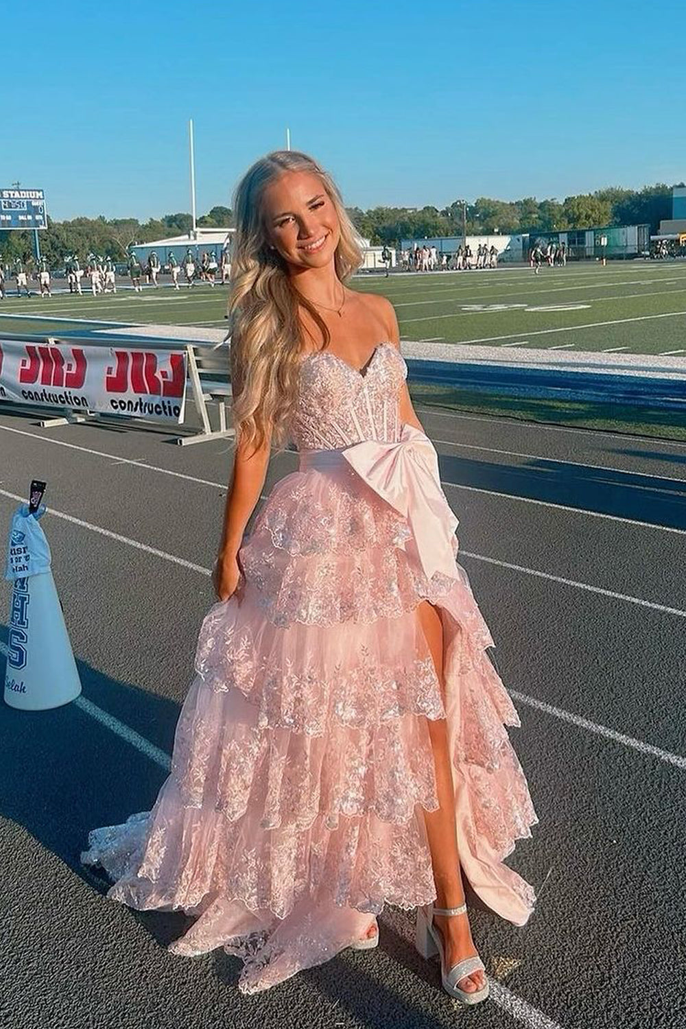 Charming A Line Sweetheart Blush Pink Tulle Long Prom Dresses with Bow VK24092208