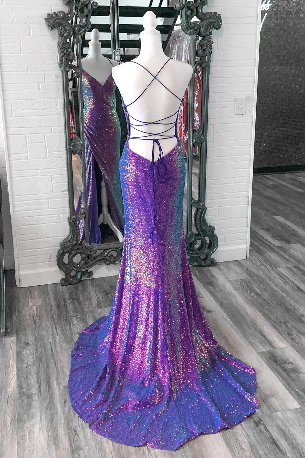 Chic Sparkly Mermaid Purple Sequins V Neck Long Prom Dresses with Slit – Vickidress
