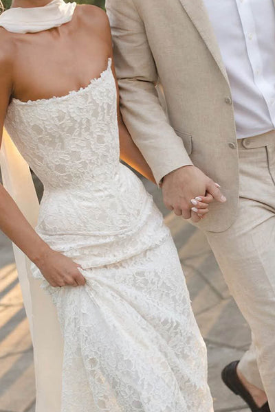 Gorgeous Mermaid Strapless White Lace Wedding Dresses VK26102901