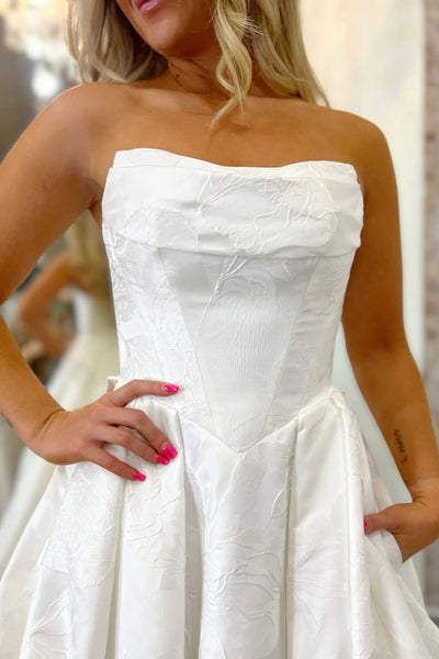 Elegant A Line Scoop Neck Jacquard Satin Wedding Dress with Pockets VK16012911