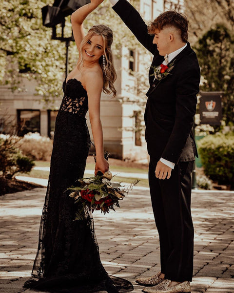 Cute Mermaid Sweetheart Black Lace Long Prom Dresses with Slit VK23050803