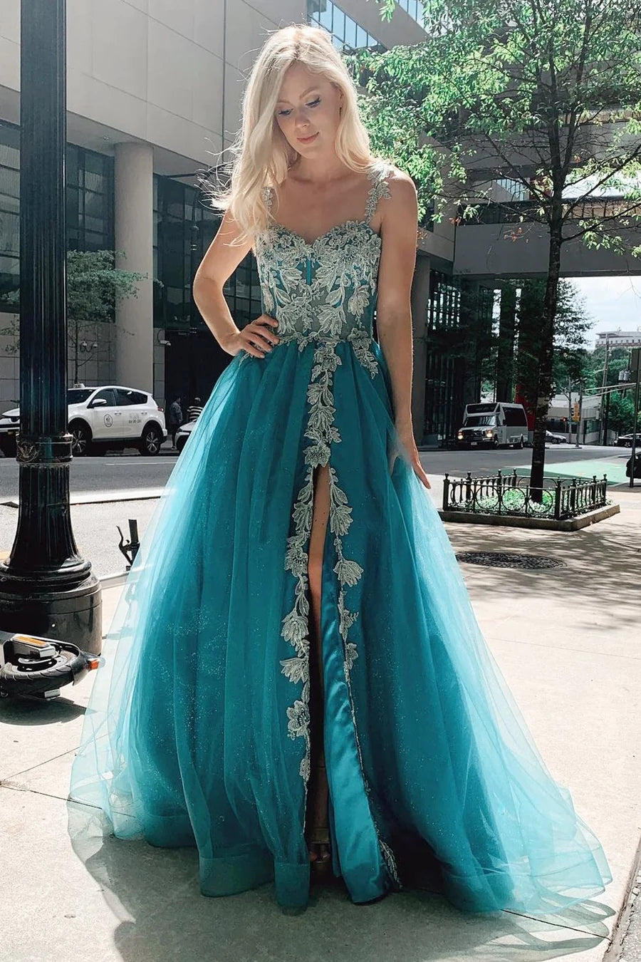Turquoise Tulle Floral Appliques Sweetheart A-Line Prom Gwon VK23101106