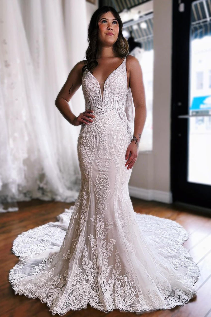 Mermaid V Neck Ivory Lace Wedding Dresses VK23112404