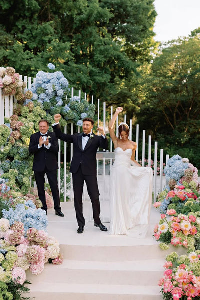 Chic A-Line Sweetheart Pleated Chiffon Wedding Dresses VK25093004