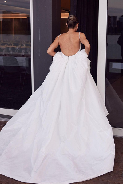 A-Line White Satin Spaghetti Straps Backless Wedding Dresses VK23111405