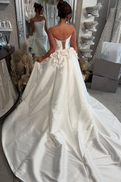Gorgeous Mermaid Strapless Satin Wedding Dresses with Flowers VK25052403