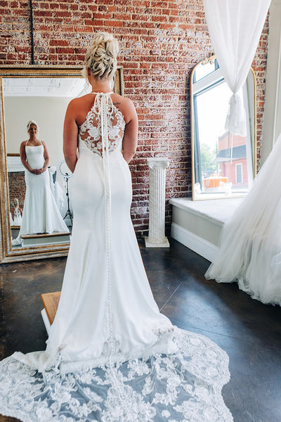 Elegant Mermaid Scoop Neck Elastic Satin Long Wedding Dresses with Appliques