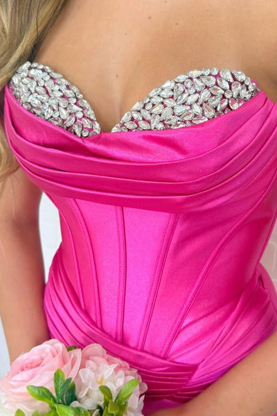 Bodycon Sweetheart Satin Beads Short Homecoming Dresses with Slit VK26081306