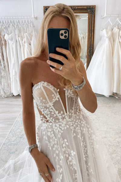 Off the Shoulder White Tulle Wedding Dresses with Appliques VK1312803