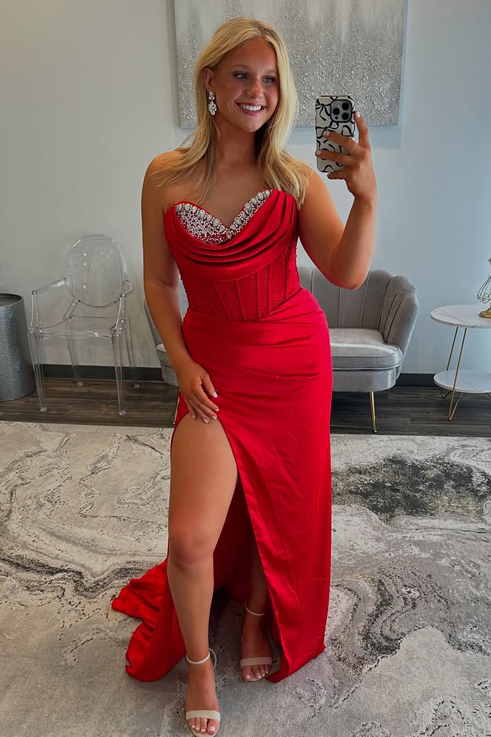 Mermaid Sweetheart Red Satin Long Prom Dresses with Beadings VK021208