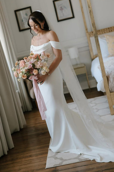 Mermaid Sweetheart White Satin Wedding Dresses with Detachable Sleeves VK25092304