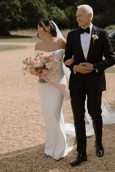 Mermaid Sweetheart White Satin Wedding Dresses with Detachable Sleeves VK25092304