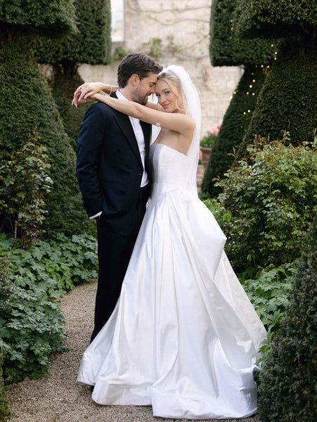 Strapless Sleeveless A-Line Simple Floor-Length Wedding Dress