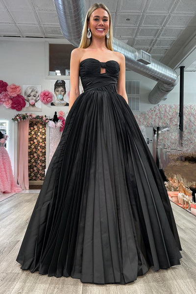 Fashion Ball Gown Sweetheart Keyhole Red Satin Prom Dresses