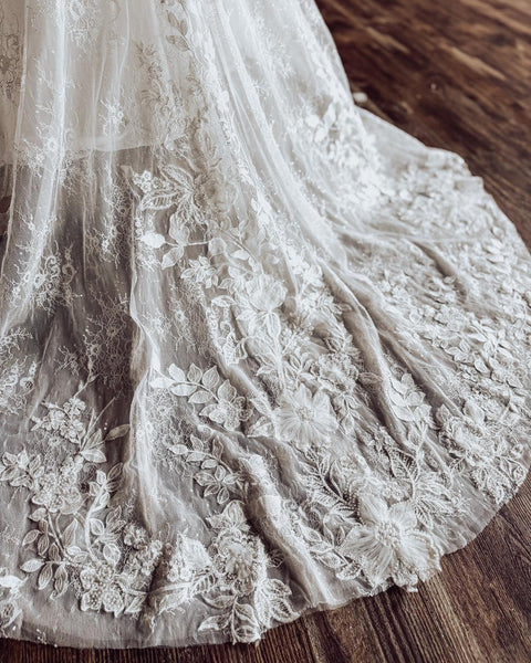 Strapless Mermaid Tulle Bridal Wedding Dresses Lace Appliqued Bride Wedding Gowns