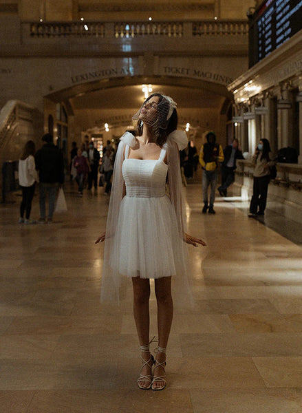 Modern Chic A-line Sleeveless Short Reception Wedding Dresses
