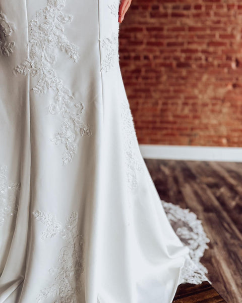 Mermaid Satin Lace Wedding Dresses Boho Appliqued Bride Wedding Gowns