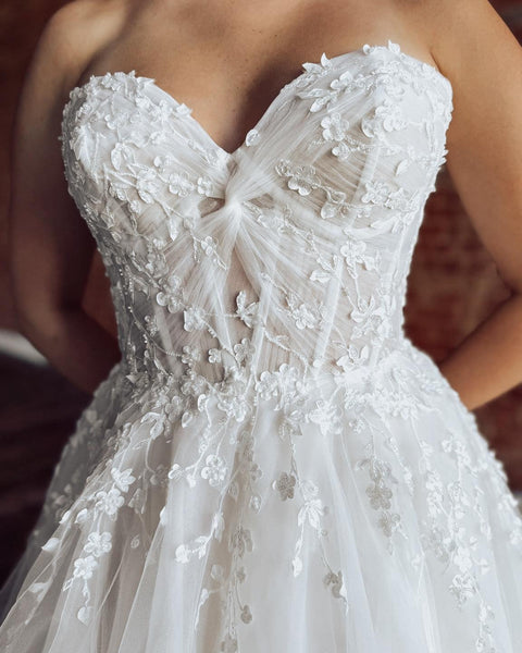 Sweetheart Tulle Appliqued Wedding Gowns for Women A Line Boho Wedding Dress