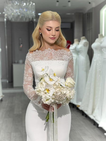 Elegant Lace Long Sleeve Mermaid Floor-Length Wedding Dress